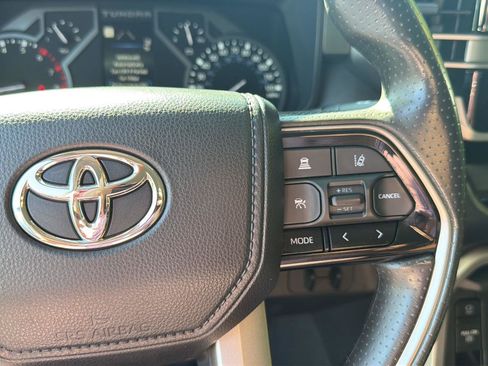 Used 2022 Toyota Tundra SR5 w/ Convenience Package RWD image 21