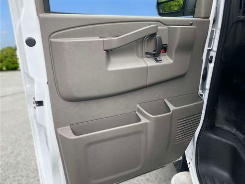 Used 2025 GMC Savana 2500 w/ Driver Convenience Package RWD image 17