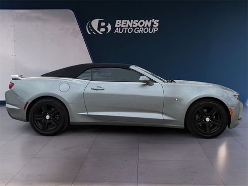 Used 2023 Chevrolet Camaro LT image 6