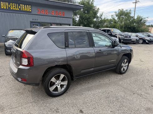 Used 2016 Jeep Compass High Altitude AWD/4WD image 4