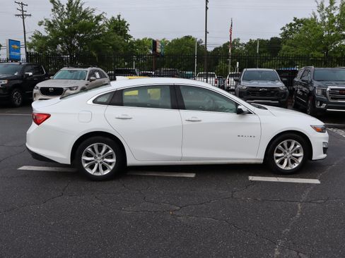 Used 2024 Chevrolet Malibu LT FWD image 11