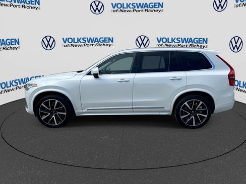 Used 2023 Volvo XC90 B6 Plus w/ Protection Package Premier AWD/4WD image 3