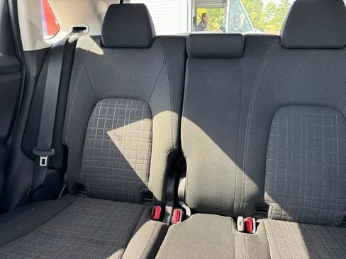 Certified 2026 Honda HR-V LX image 9