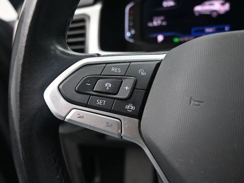 Used 2020 Volkswagen Atlas Cross Sport SEL image 6