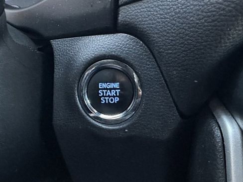 Used 2022 Toyota RAV4 Adventure image 38