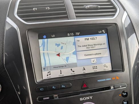 Used 2018 Ford Explorer Limited w/ Equipment Group 301A FWD image 21