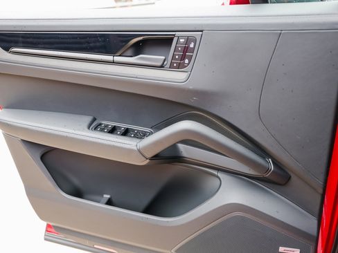 New 2025 Porsche Cayenne GTS image 23