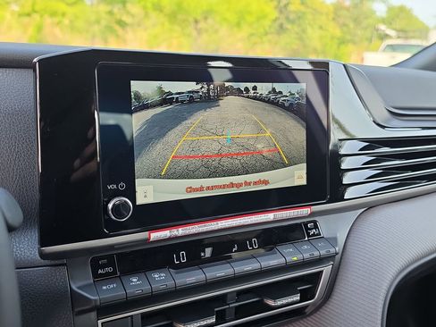 New 2026 Toyota Camry SE FWD image 19