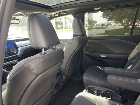 Used 2024 Lexus TX 350 FWD image 16
