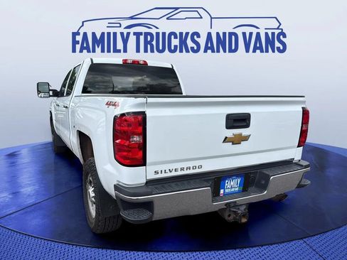 Used 2015 Chevrolet Silverado 2500 W/T w/ WT Convenience Package AWD/4WD image 3