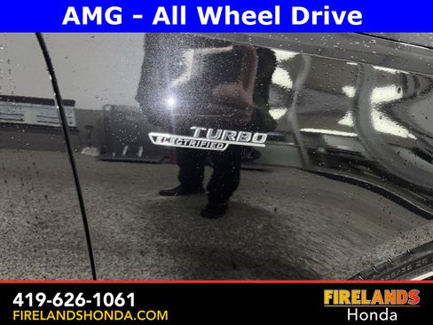 Used 2023 Mercedes-Benz C 43 AMG 4MATIC Sedan image 3