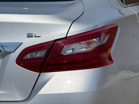 Used 2018 Nissan Altima 2.5 SL FWD image 23