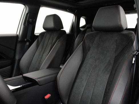 Used 2025 Acura ADX A-Spec image 8