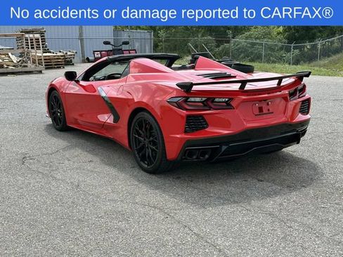 Used 2025 Chevrolet Corvette Stingray Preferred Conv w/ Z51 Performance Package RWD image 3