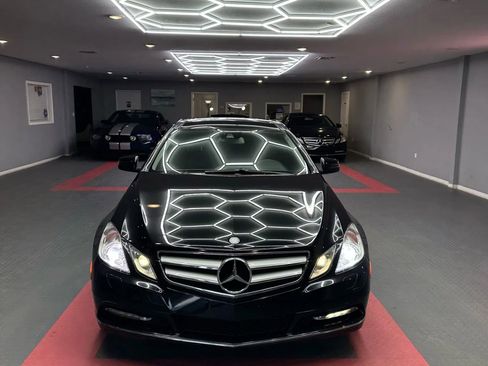 Used 2012 Mercedes-Benz E 350 4MATIC Coupe w/ Premium 2 Pkg image 9
