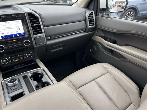 Used 2020 Ford Expedition XLT w/ Equipment Group 202A image 17