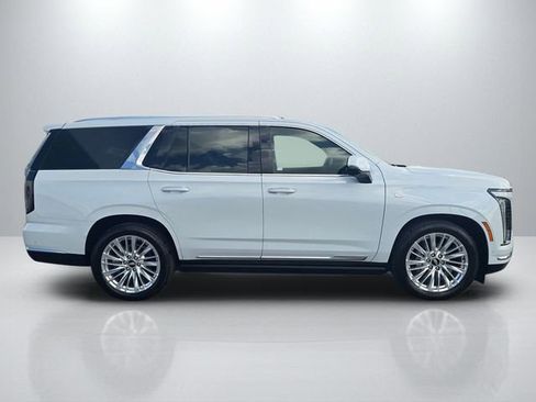 Used 2026 Cadillac Escalade Luxury w/ Touring Package RWD image 5