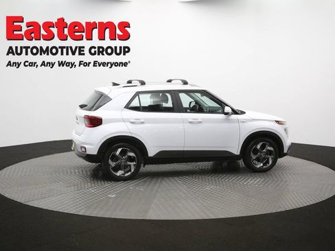 Used 2021 Hyundai Venue SEL FWD image 42