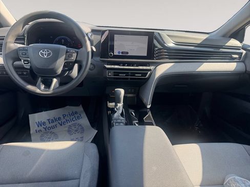 Used 2025 Toyota Camry LE w/ Convenience Package FWD image 10