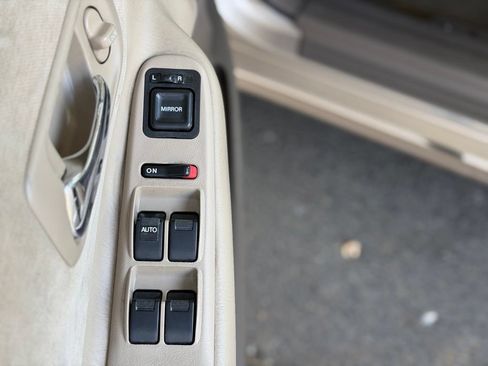 Used 2000 Honda Accord EX image 31