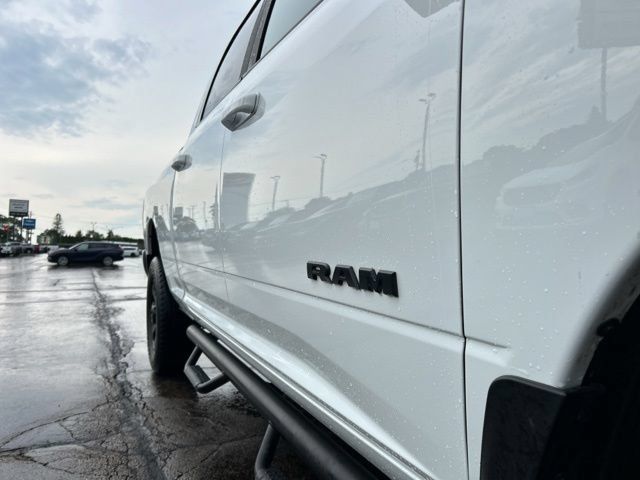 Used 2022 RAM 2500 Big Horn w/ Night Edition AWD/4WD image 17