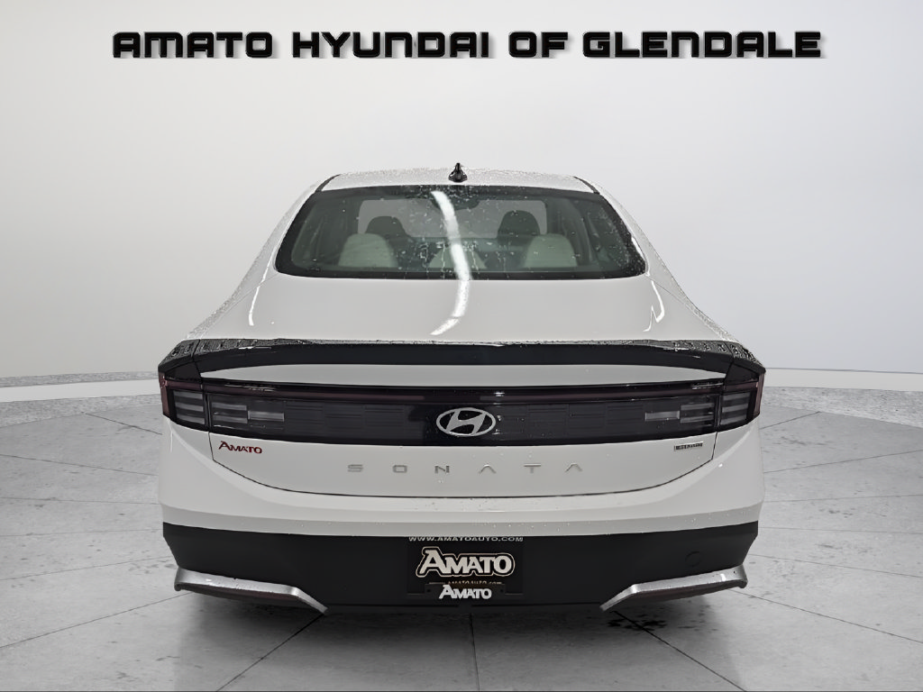 New 2026 Hyundai Sonata Blue FWD image 5