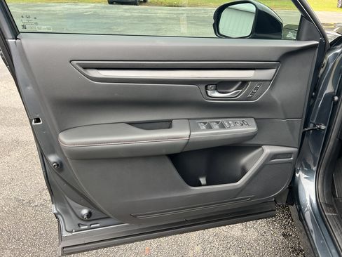 Certified 2025 Honda CR-V Sport-L image 26