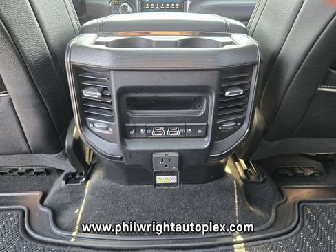 Used 2022 RAM 1500 Limited AWD/4WD image 12