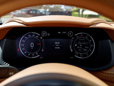 Used 2023 Aston Martin DBX 707 image 6