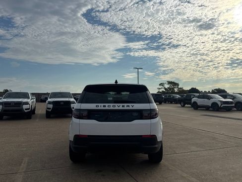 Used 2020 Land Rover Discovery Sport SE AWD/4WD image 20