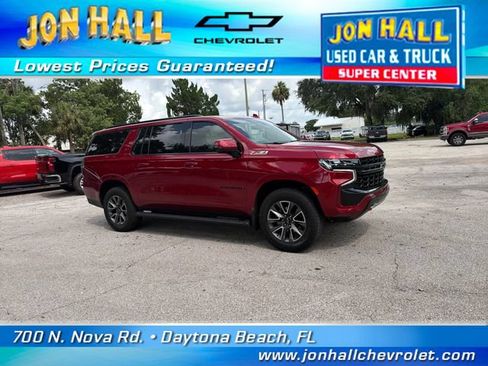Used 2024 Chevrolet Suburban Z71 w/ Luxury Package AWD/4WD image 16