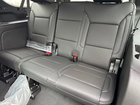 New 2026 GMC Yukon XL Denali w/ Denali Reserve Package AWD/4WD image 15