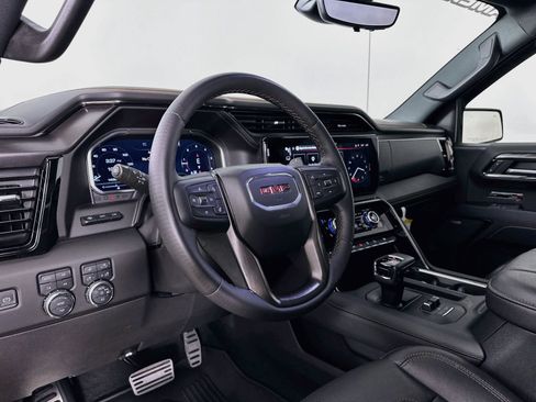 Used 2023 GMC Sierra 1500 AT4 w/ AT4 Premium Package AWD/4WD image 30