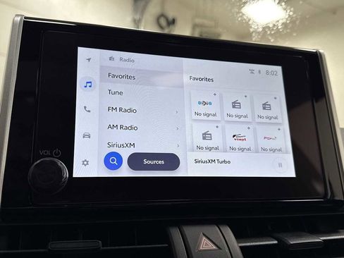 New 2025 Toyota RAV4 SE image 18