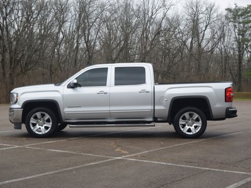 Used 2018 GMC Sierra 1500 SLE w/ SLE Value Package image 21