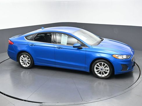 Used 2020 Ford Fusion SE FWD image 43