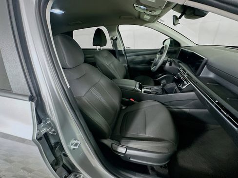 Used 2025 Hyundai Tucson SEL FWD image 32
