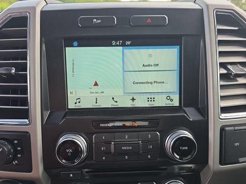 Used 2016 Ford F150 Lariat w/ Equipment Group 502A Luxury AWD/4WD image 17