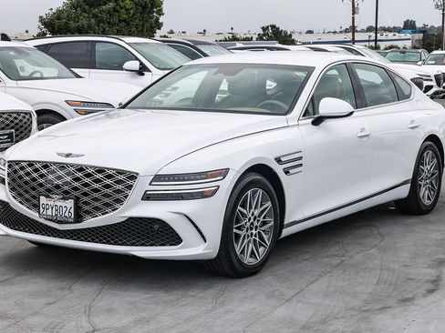 Used 2025 Genesis G80 2.5T image 3