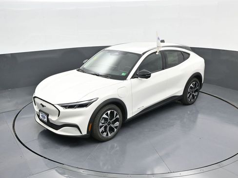 New 2025 Ford Mustang Mach-E Select image 35