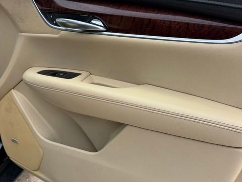 Used 2017 Cadillac XT5 Luxury w/ Driver Awareness Package FWD image 24