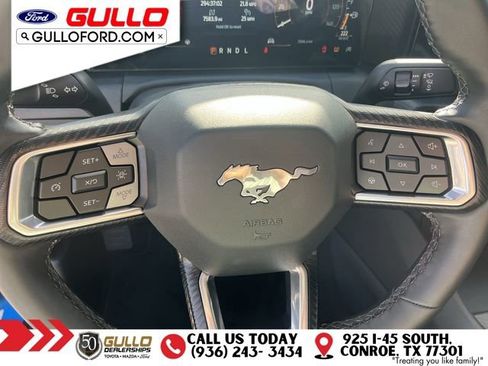 Used 2025 Ford Mustang Coupe RWD image 19