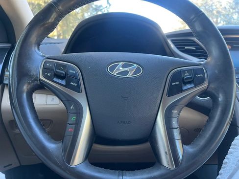 Used 2013 Hyundai Azera w/ Technology Pkg FWD image 16