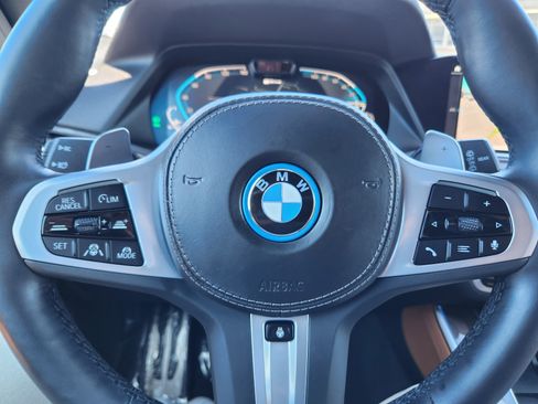 Used 2023 BMW X5 xDrive45e w/ Executive Package image 7