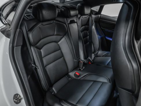 Used 2022 Porsche Taycan Turbo S image 28