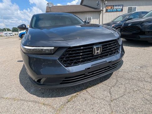 Used 2023 Honda Accord EX image 3