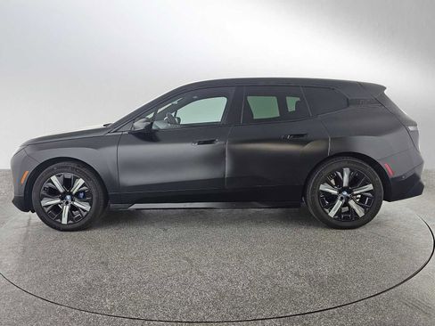 Used 2023 BMW iX xDrive50 w/ Ultimate Package image 2