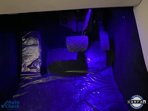 Used 2023 Mercedes-Benz EQB 300 4MATIC w/ Pinnacle Package image 33