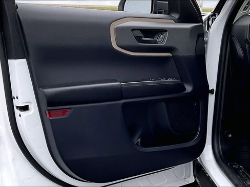 Used 2025 Ford Bronco Sport Big Bend image 17