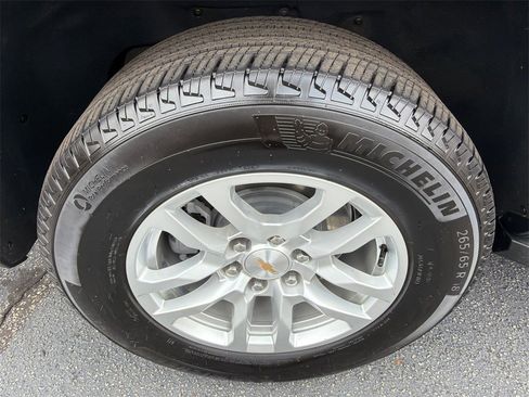 Used 2024 Chevrolet Suburban LS w/ Driver Alert Package image 17